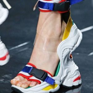 Meet your Posher, Yolanda